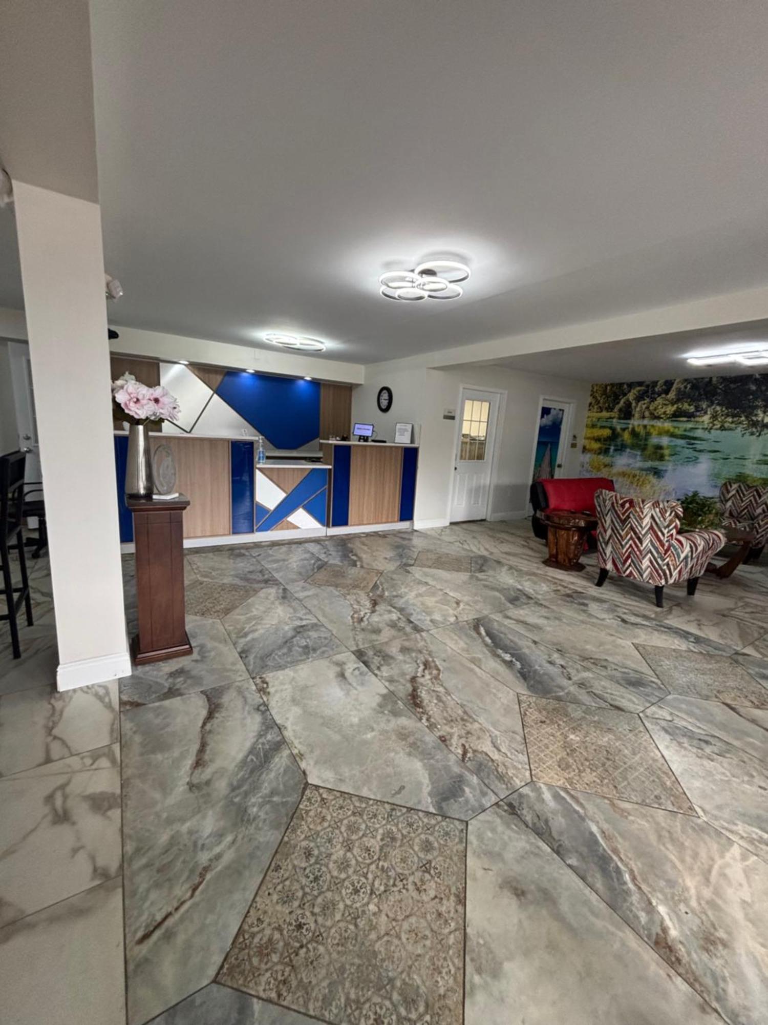 High Springs Inn Soon To Be Clarion Pointe Alachua Bagian luar foto